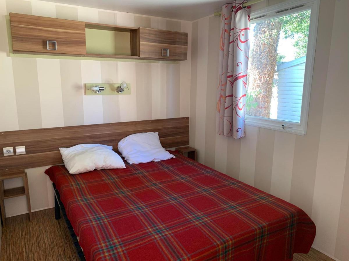Camping De L'Etang Du Pays Blanc Guérande Exterior foto